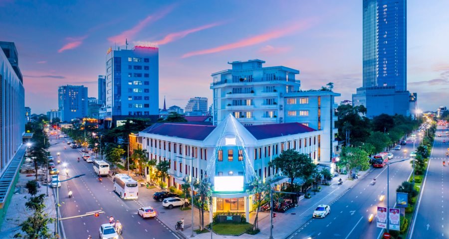 hotel-banner-emm-hue